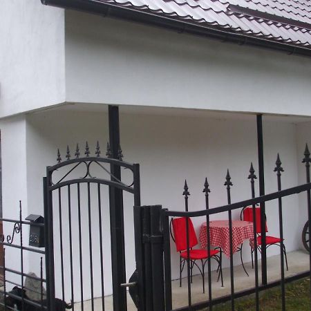 Tiny House Floare De Colt Villa Moeciu De Sus Exterior photo