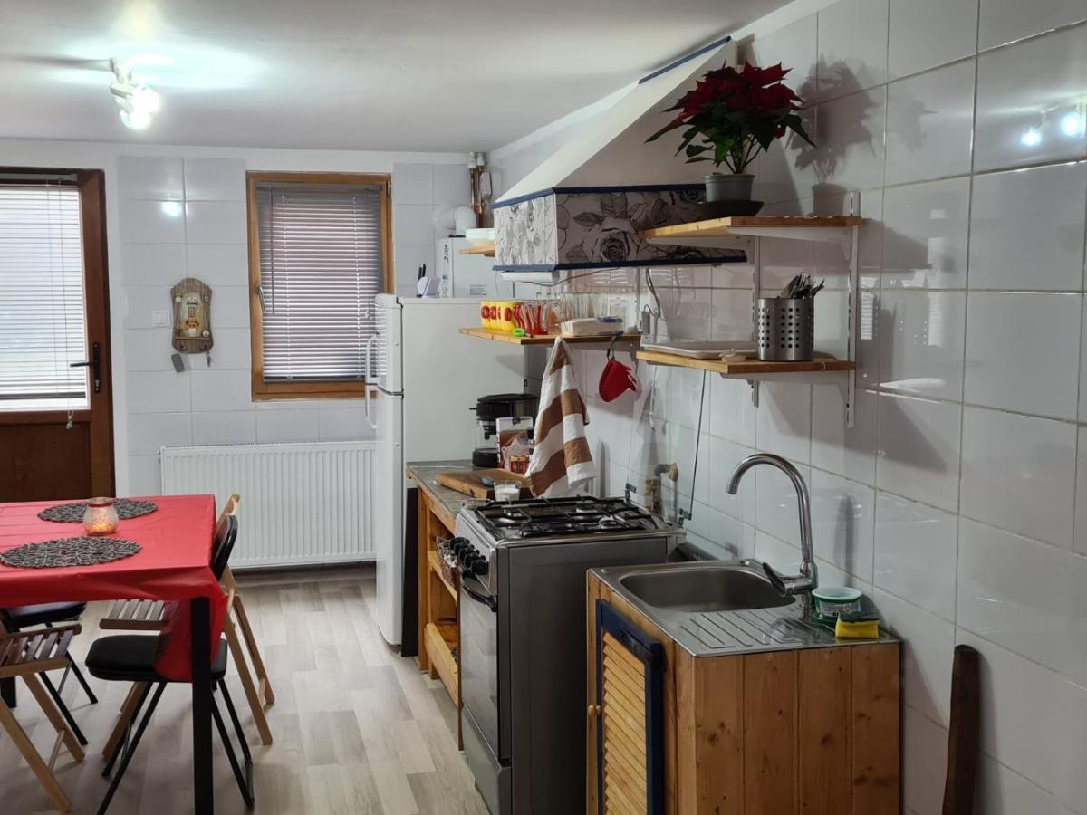 Tiny House Floare De Colt Villa Moeciu De Sus Exterior photo